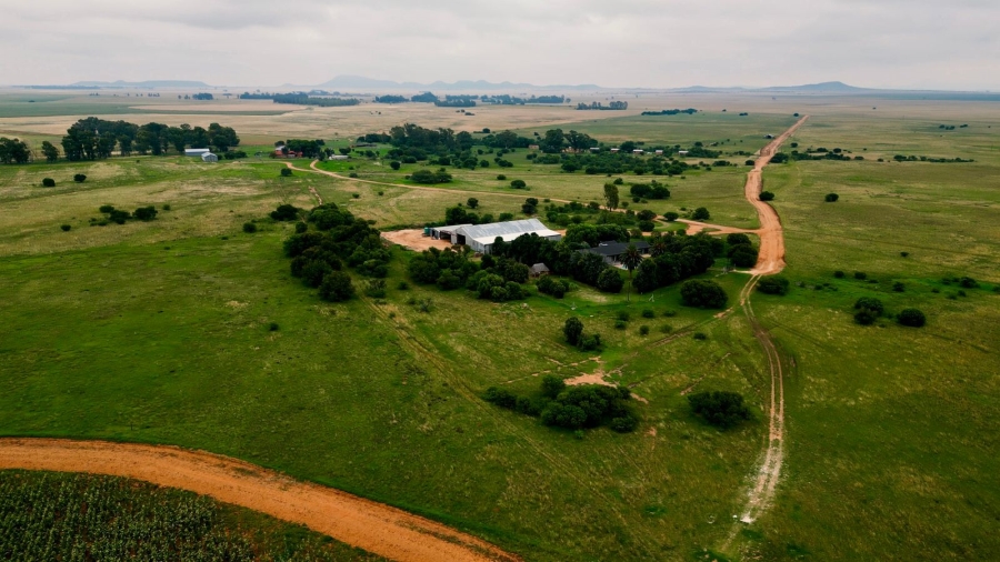 8 Bedroom Property for Sale in Bloemfontein Rural Free State